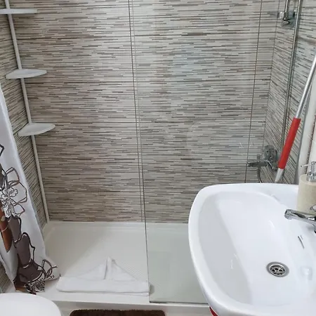 Cozy Near The Ocean דירה *