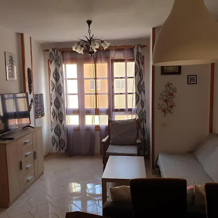 Cozy Near The Ocean דירה קורלחו